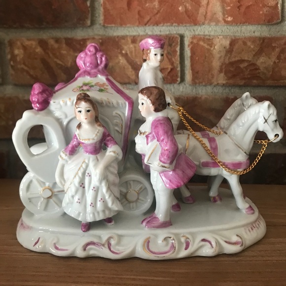 Rare Vintage Victorian Porcelain Horse Carriage‼️FINAL SALE - Picture 1 of 16